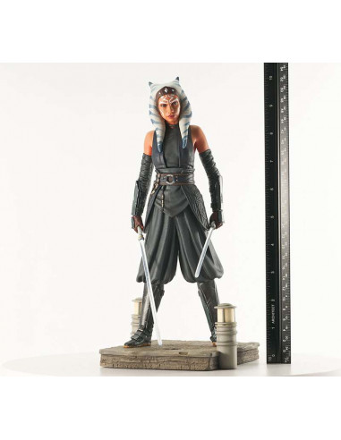 SW MANDALORIAN S2 AHSOKA STATUE