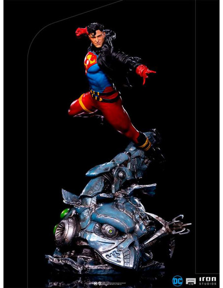 SUPERBOY DELUXE 1/10 ART STATUE