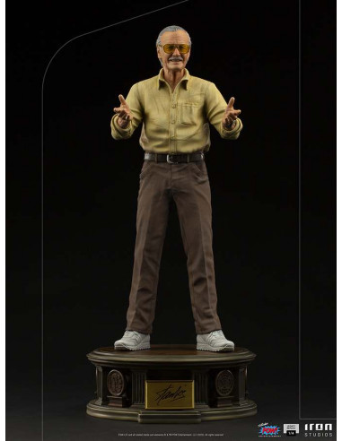 STAN LEE LEGACY REPLICA 1/4 STATUE