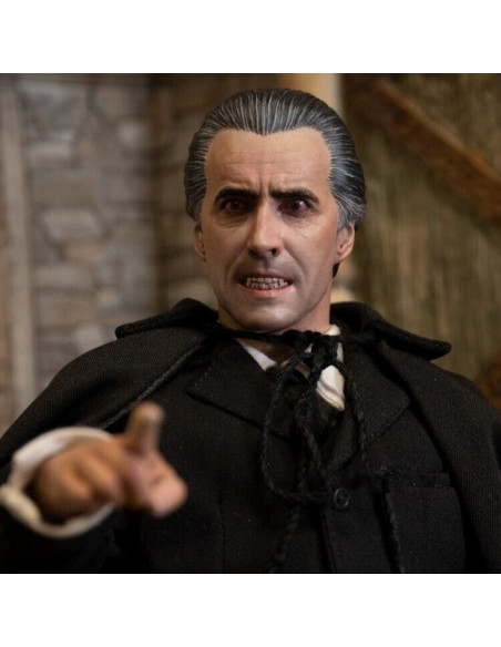 CHRISTOPHER LEE DRACULA Standard Ver Sixth Scale Figure Infinite statue Sideshow